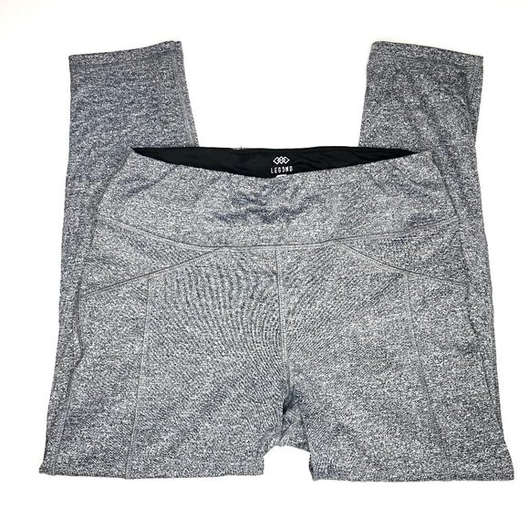 Leg3nd Pants - Leg3nd Heathered Gray Yoga Leggings Capri Small